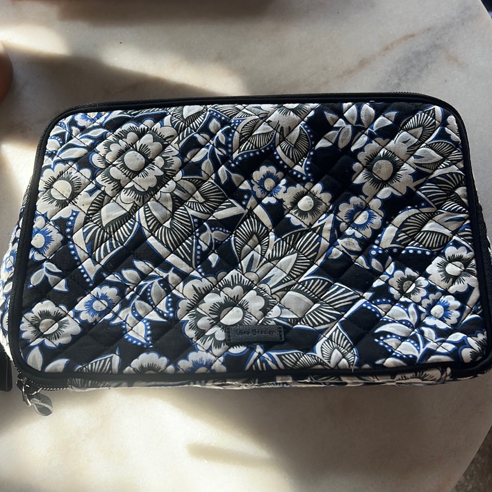Vera Bradley Makeup Bag